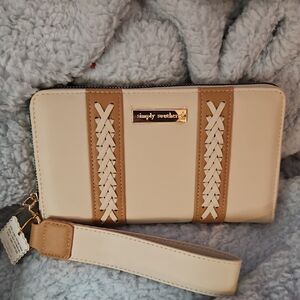 NWT! Beautiful Western Boho Simply Southern Clutch Wallet Wristlet